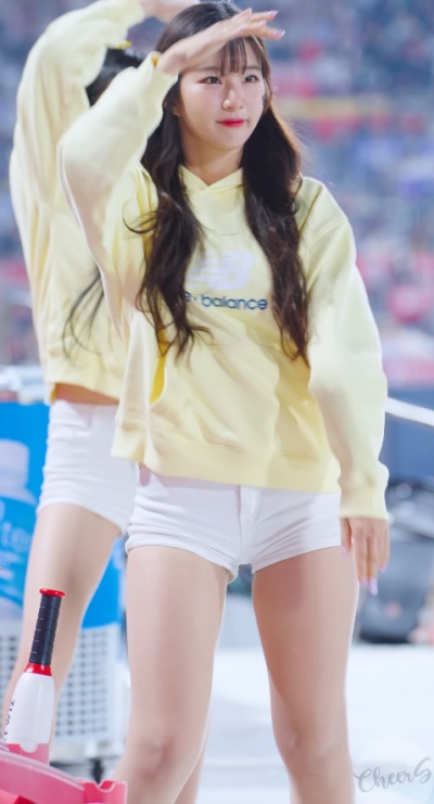 【饭拍】KT巫师啦啦队 金吉娜 饭拍现场 8V